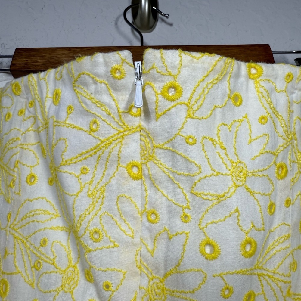 Lilly Pulitzer Blossom Dandelion Embroidered Eyelet Dress Size 2 - Picture 6 of 12
